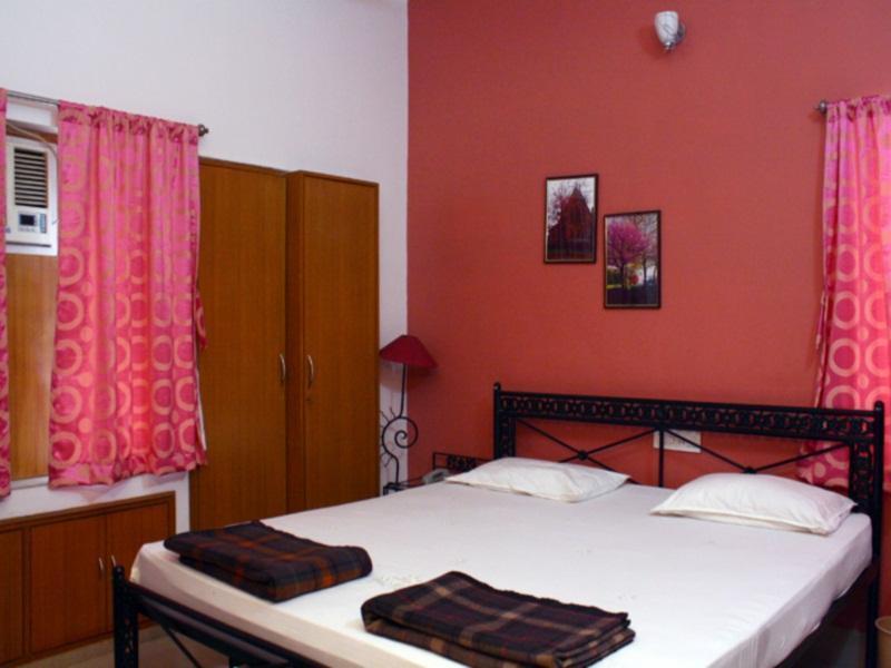Coral Residency Hotel Kolkata Exterior photo